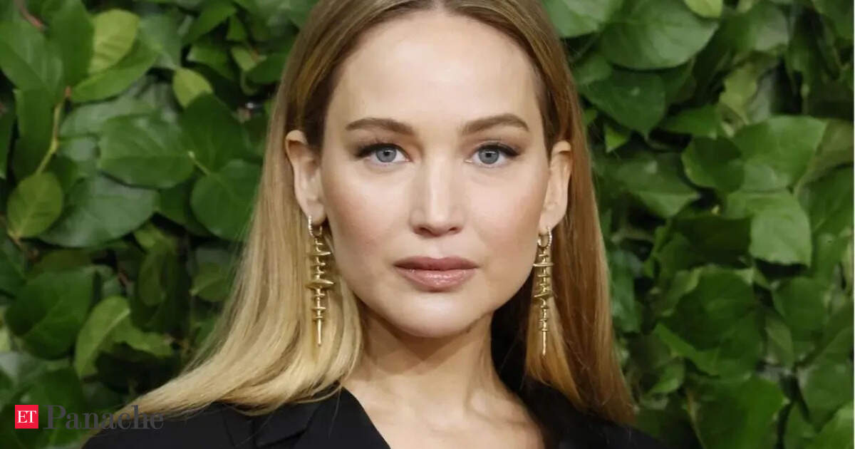 Jennifer Lawrence'tan Hayat Felsefesi: Beklentilerden Arınmak ve İçsel Mutluluğu Önemsemek